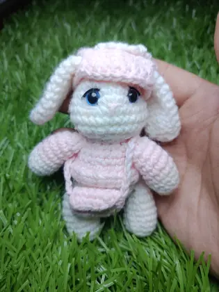 Conejo ropa rosa