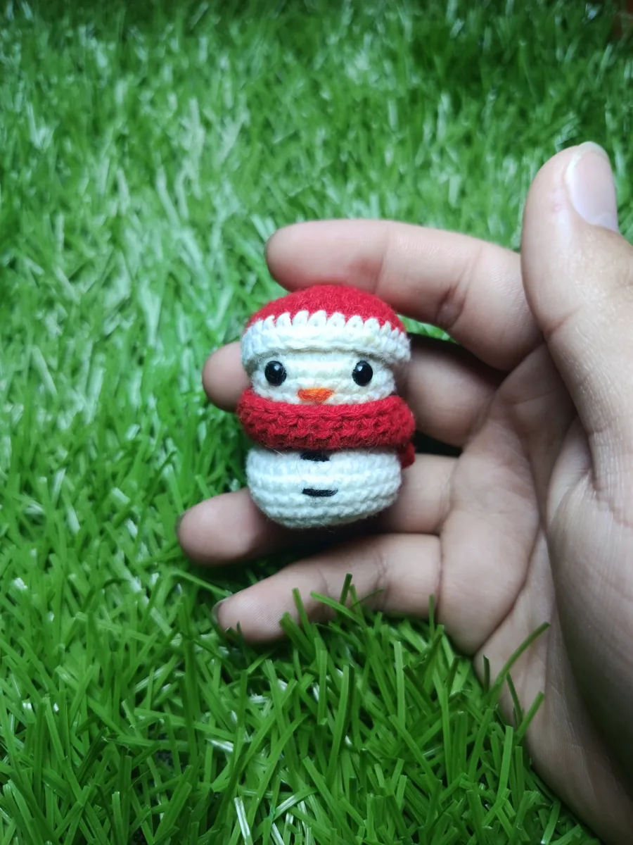 Muñeco de nieve gorro bajo